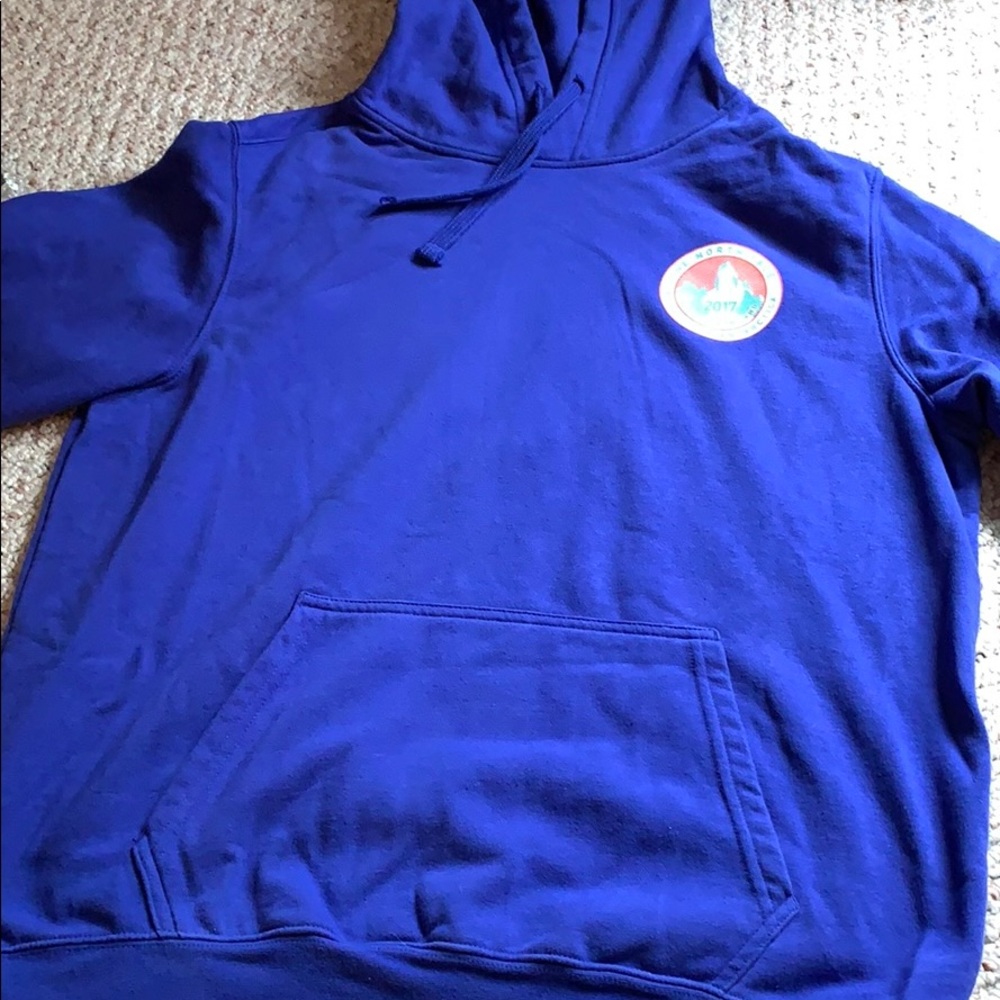 North face sweatshirt